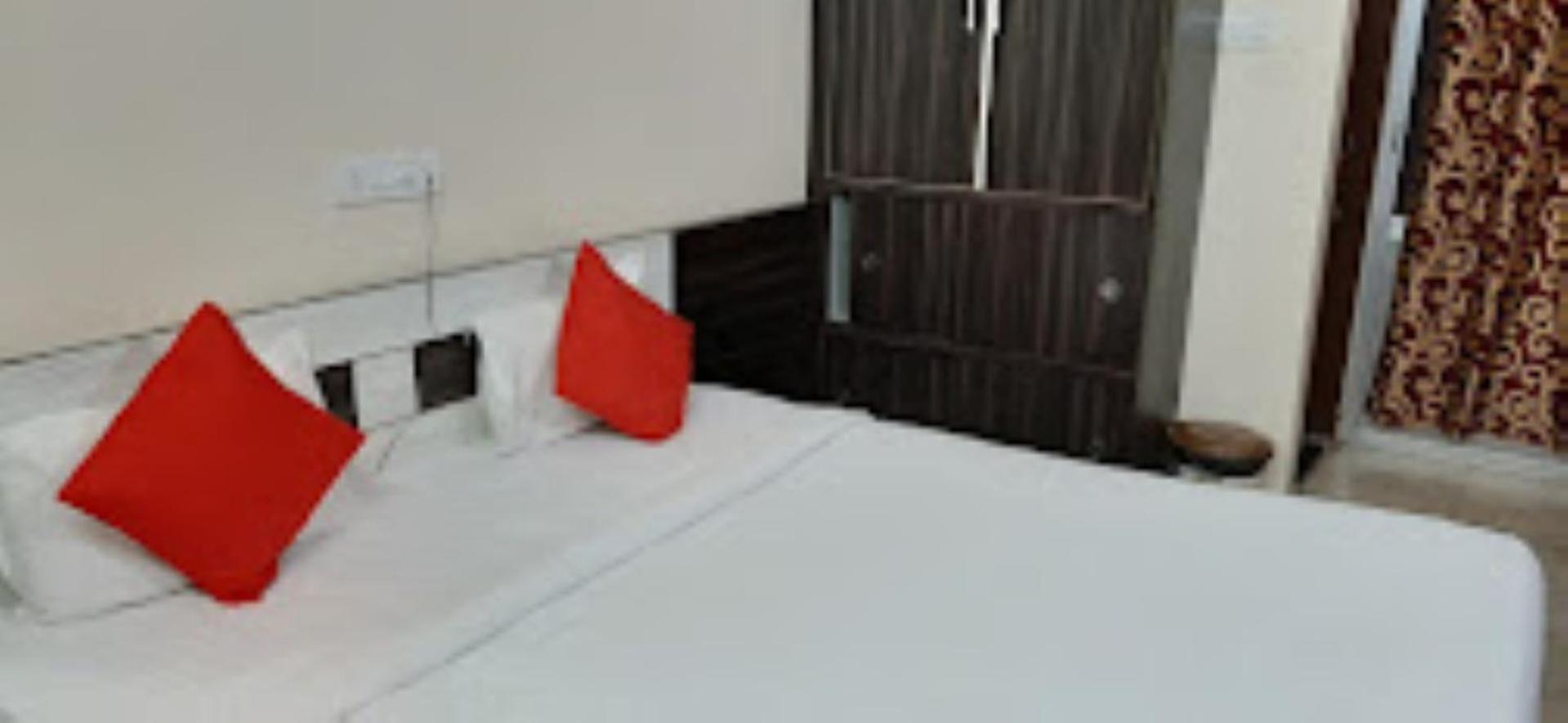 Hotel New Jasmine,Cuttack Exterior photo